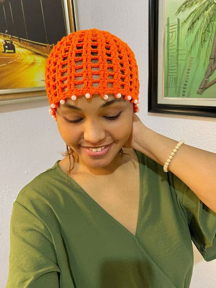 Chapeau crochet perles élégant