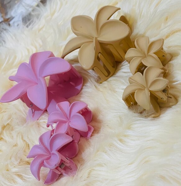 Pinces à cheveux fleurs élégantes