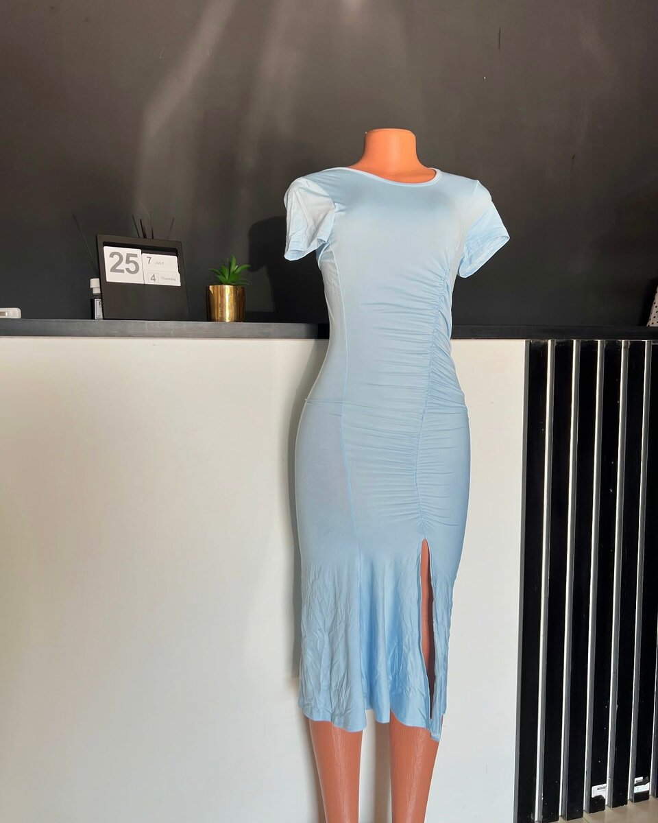  women's beautiful dress 