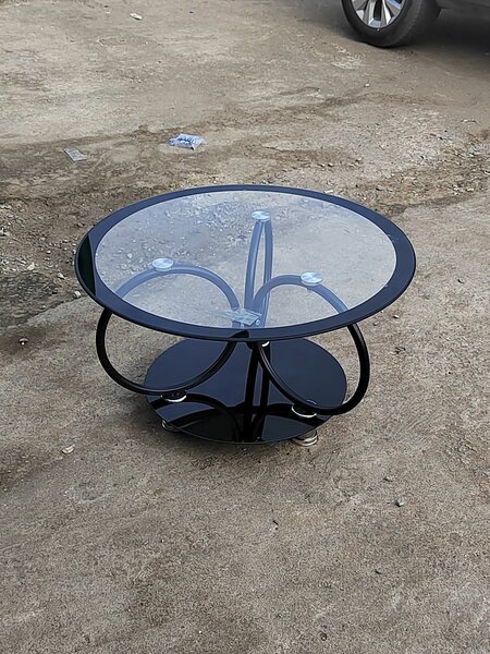 Table basse en verre moderne