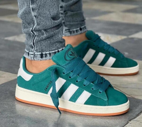 Baskets en daim vert Adidas
