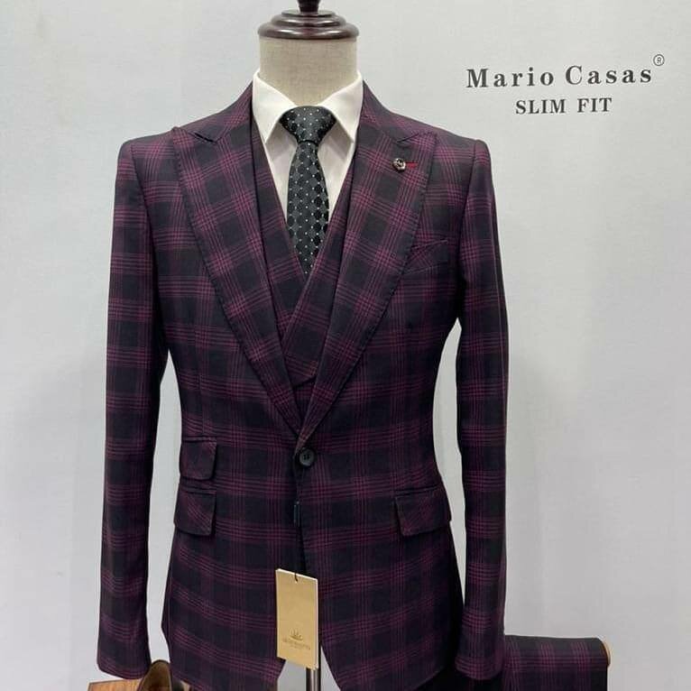 DOUBLE BREASTED SUIT