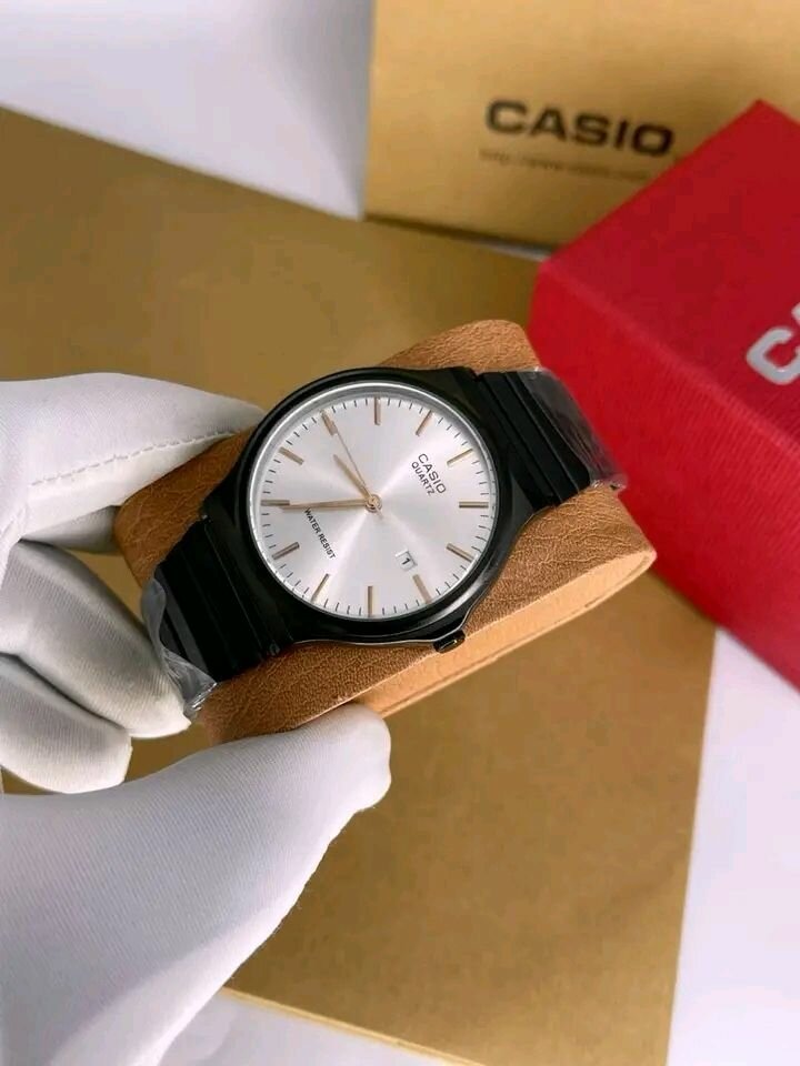 Montre Casio Classique Homme