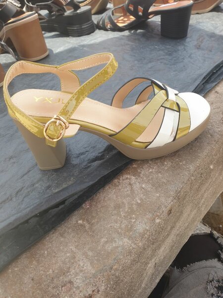 Talon compensé dames