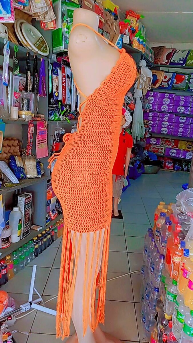 Robe Crochet Orange Dos Nu