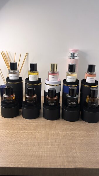 COLLECTION PRIVÉE DE PARIS