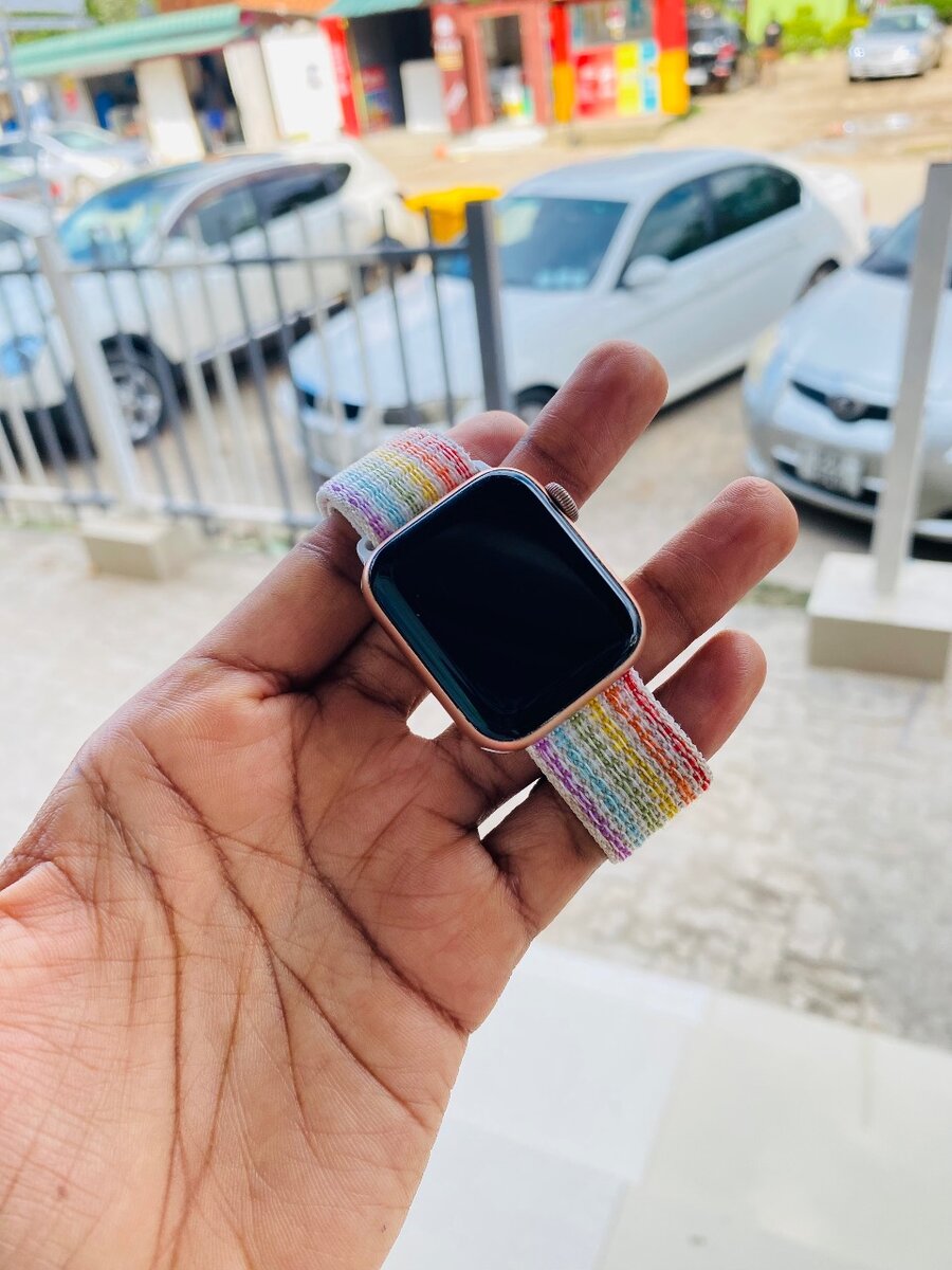 Apple Watch Series SE