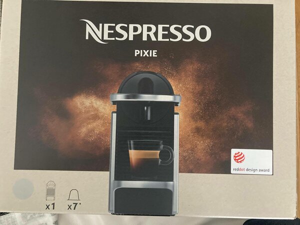 MACHINE À CAFÉ NESPRESSO PIXIE