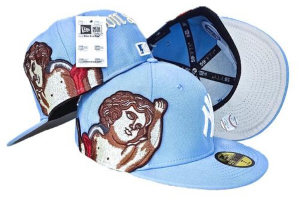 Casquette brodée chérubin bleue