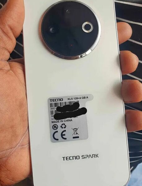Tecno Spark 30 - Smartphone