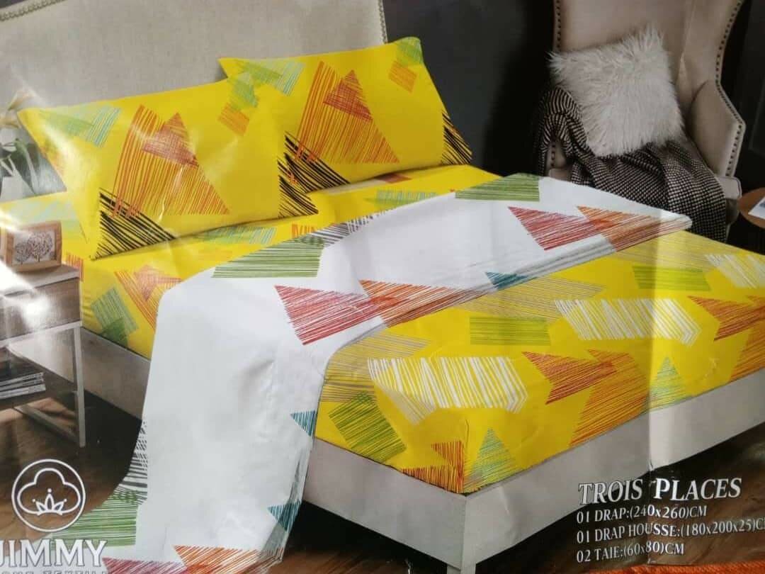 1 Drap housse 1 couverture 2 taies d'oreillés