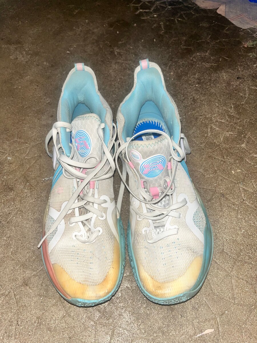 Baskets de sport blanches