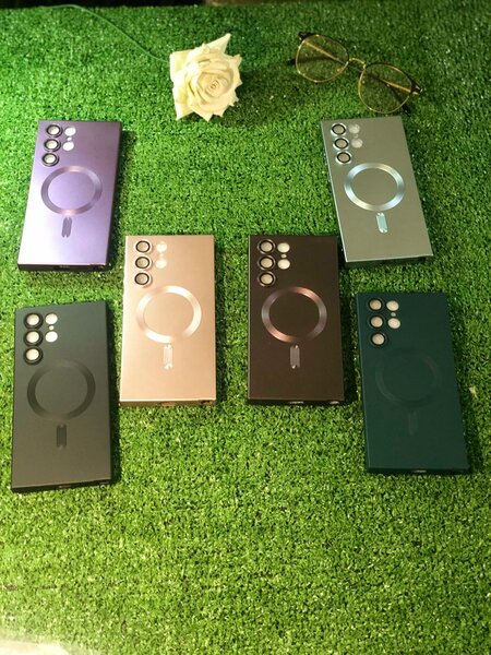 Coque en silicone souple MagSafe 