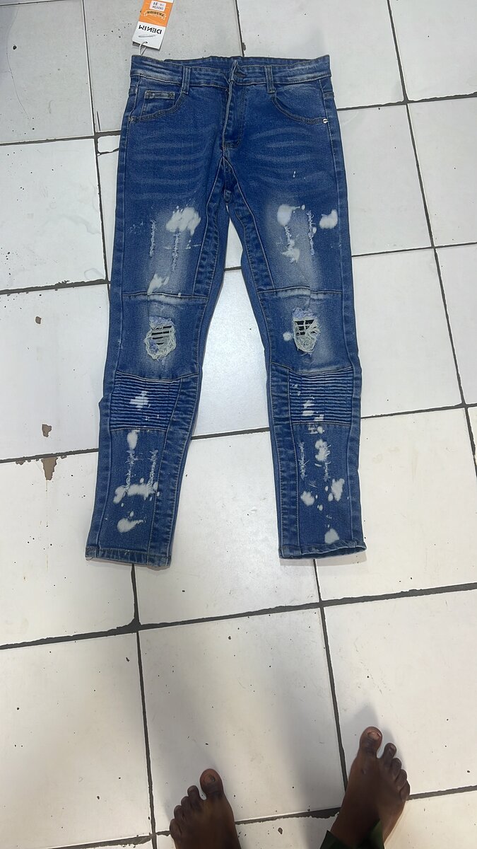 Jeans déchirés pour homme
