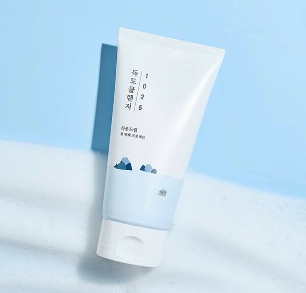 пенка для умывания Dokdo Cleanser Round lab