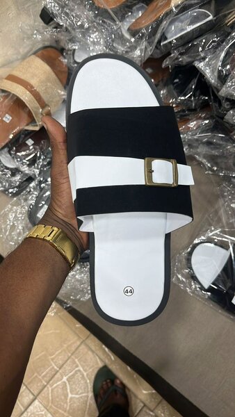 Sandales à boucle élégante