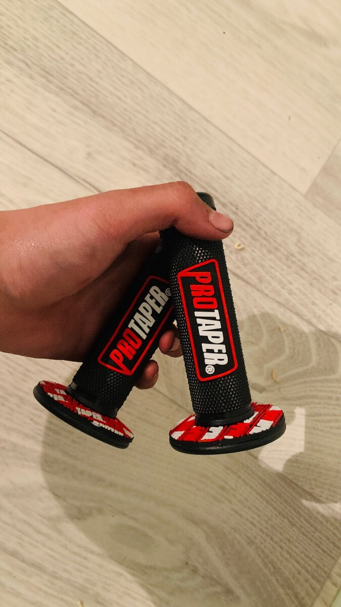 Декор зеркала 700сом Декор ручка 700сом грипцы 700сом