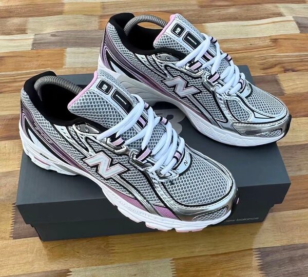 Baskets New Balance 740 Femme