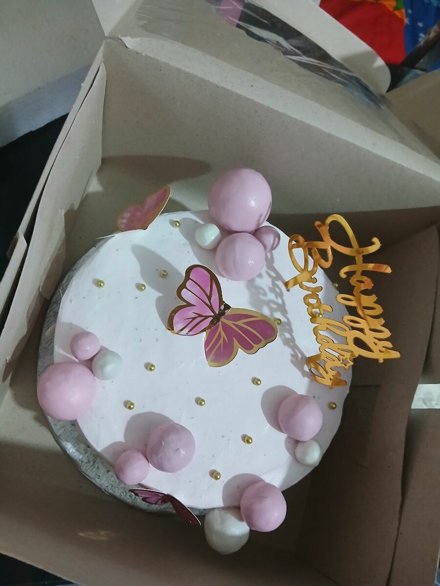 Customised cake and theme cake 2 pound