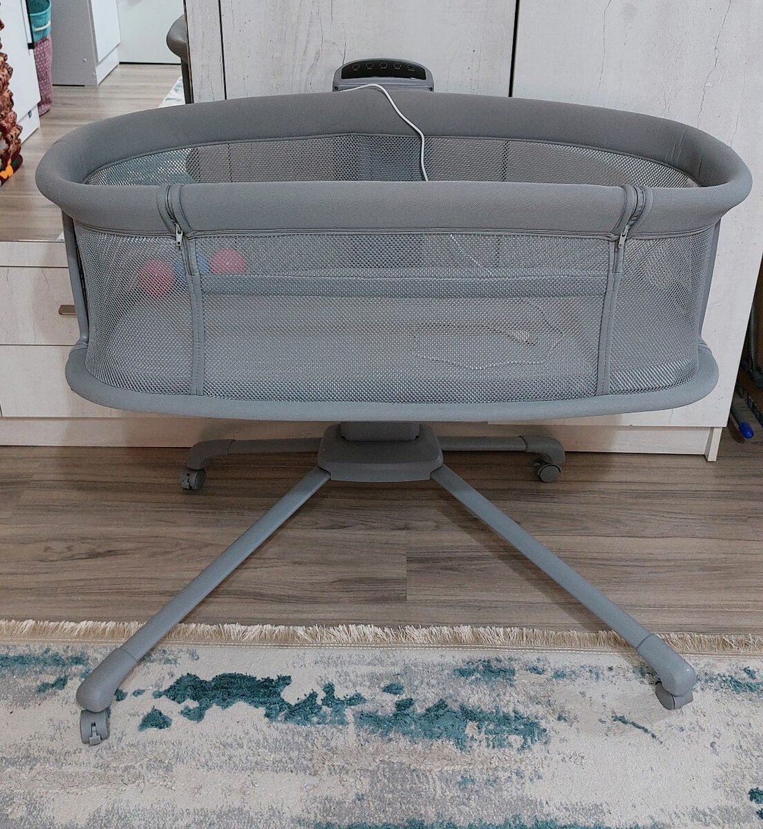 Электрический манеж от Мастела