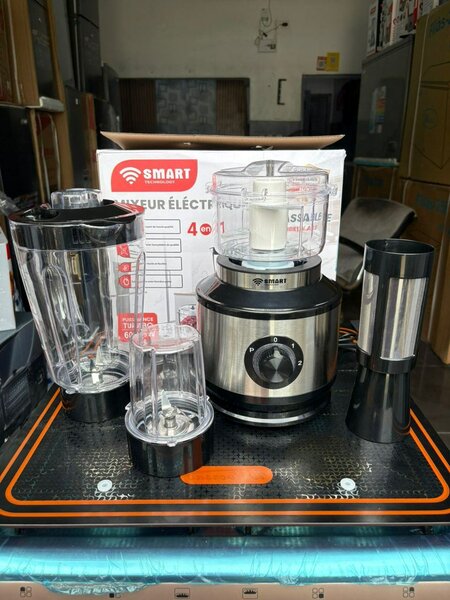 Mixeur électrique multifonction