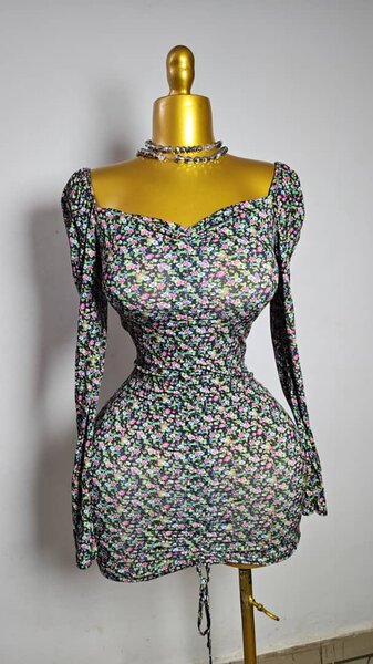 Robe moulante femme élégante