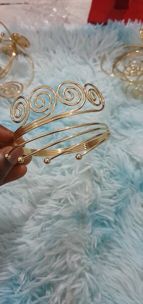 Bracelet artisanal doré