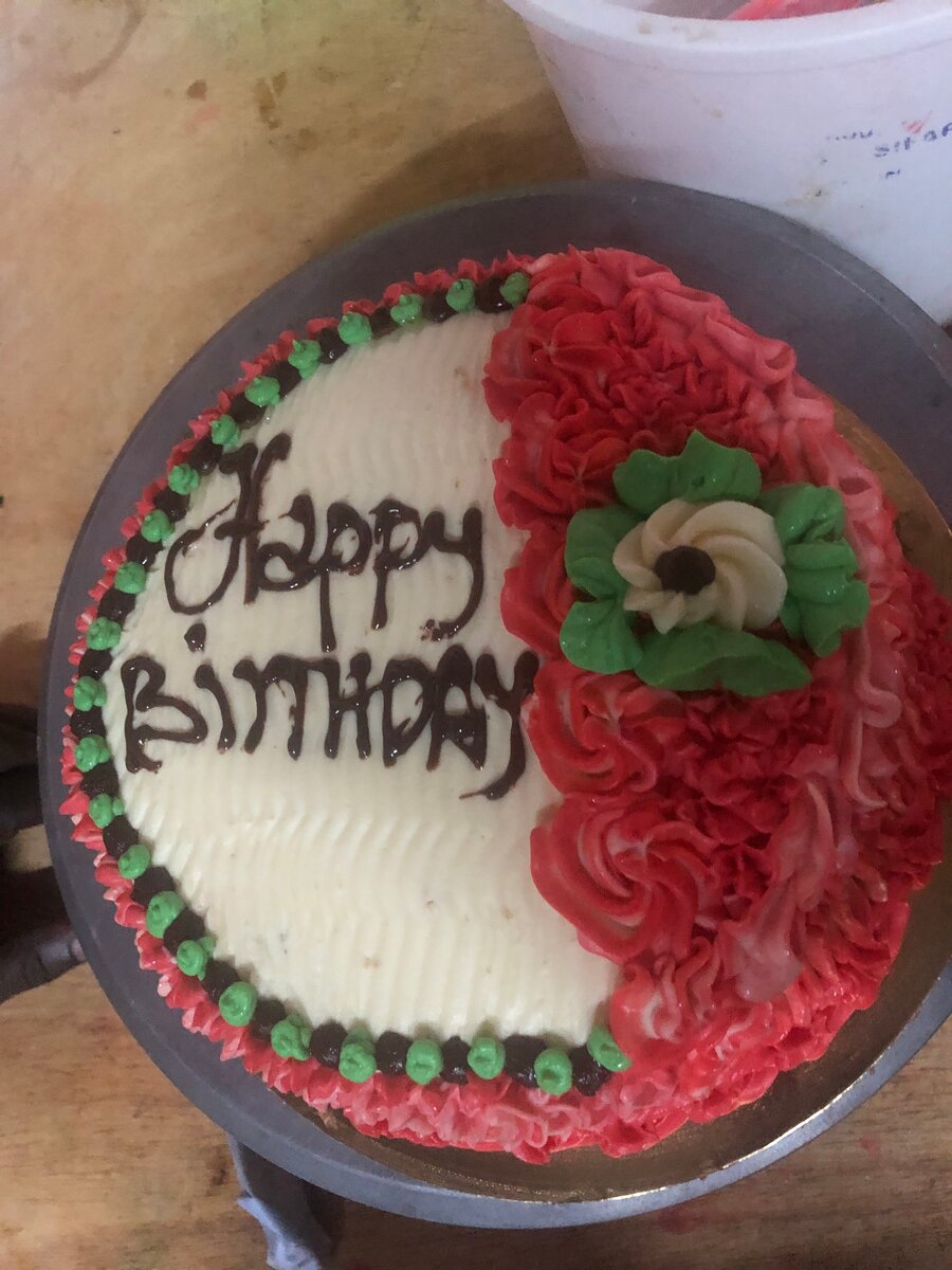 Gâteau d'anniversaire en forme de cœur