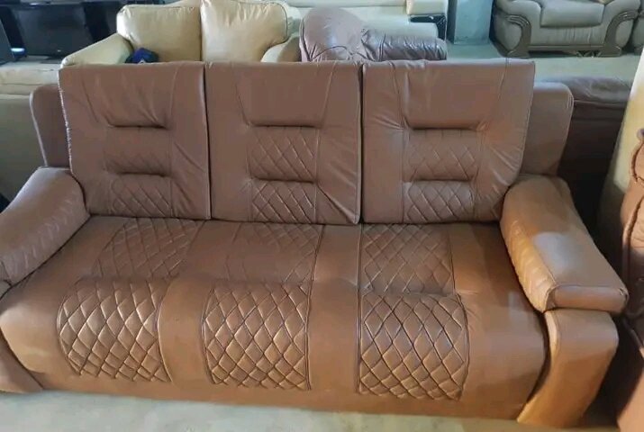 Canapé en cuir élégant