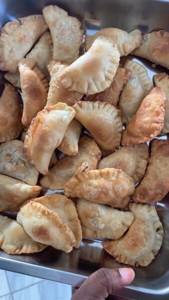 Délicieux chaussons frits maison