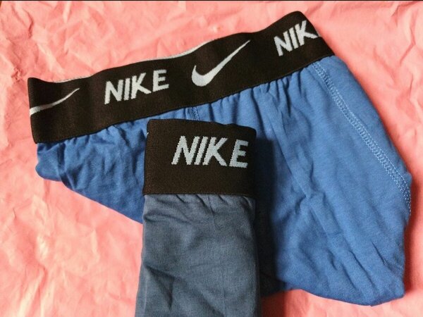 Slip homme Nike confort