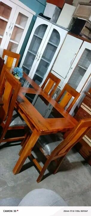 Table haute en bois massif