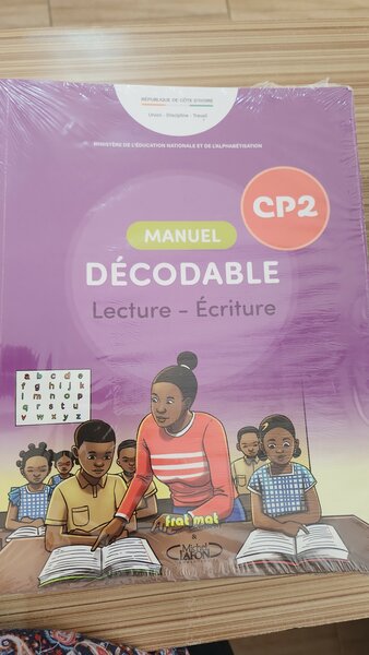Nouveau livre DECODABLE CP2