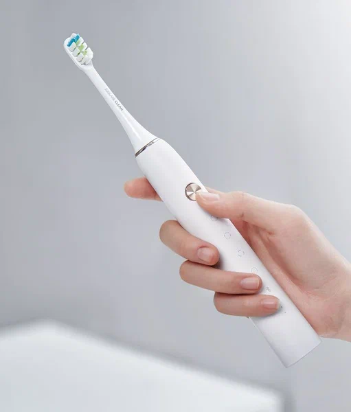 Brosse à dents électrique rechargeable