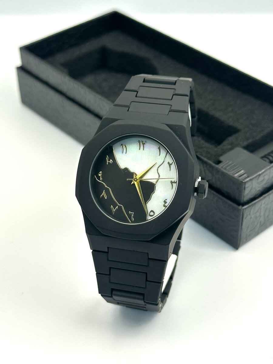 Montre élégante minimaliste