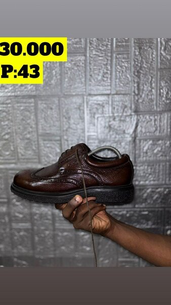 Chaussures habillées en cuir