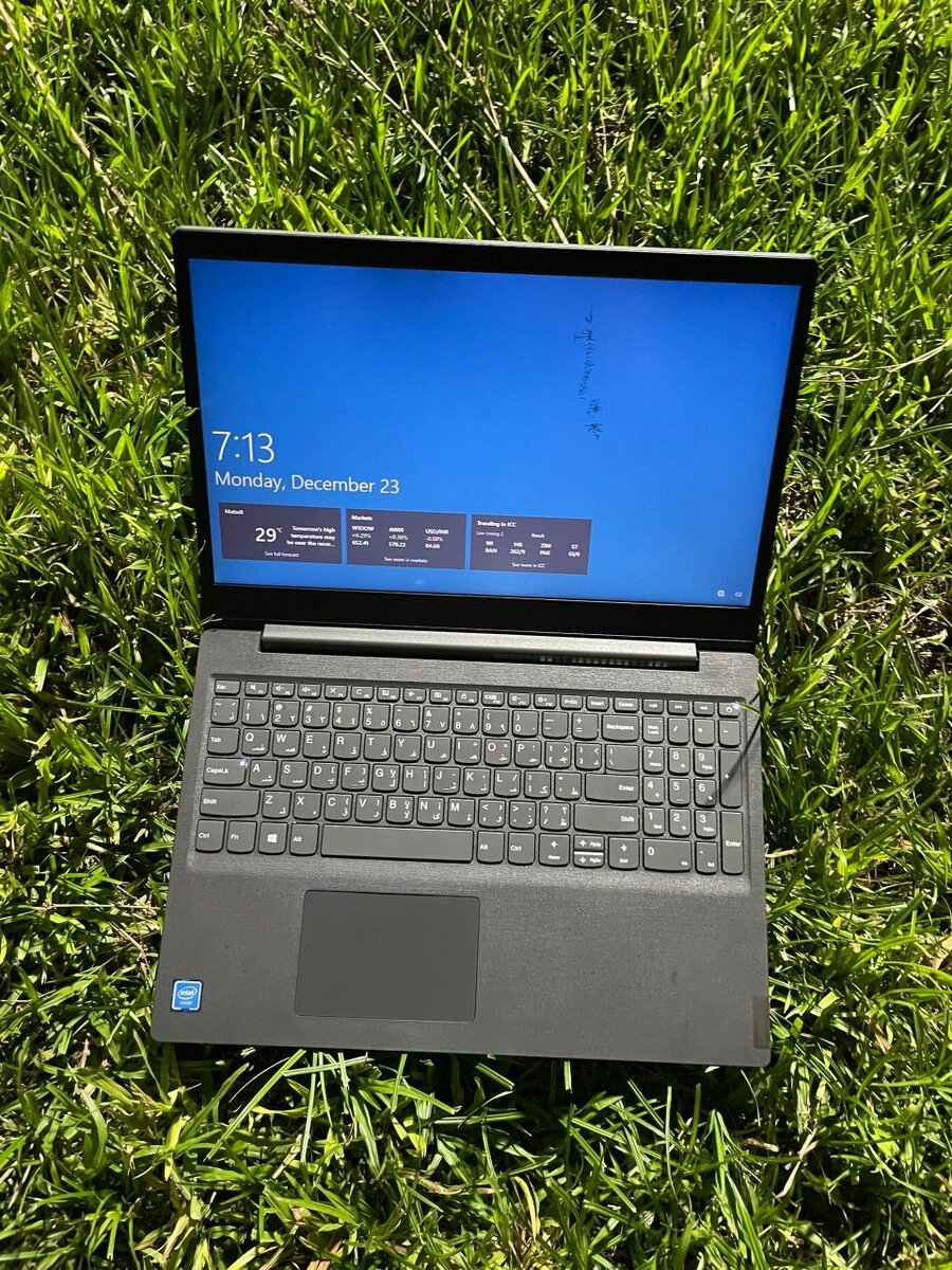 Laptop Lenovo V15 4GB Intel Inside HDD
