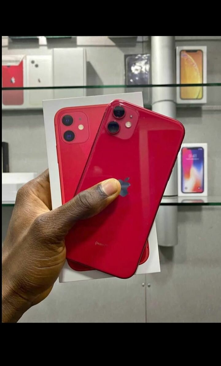 iPhone12 Rouge Moderne