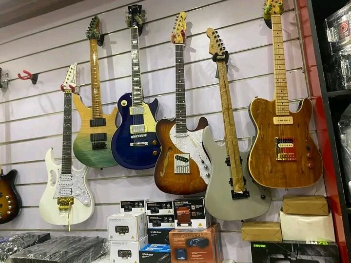 Guitare Électrique Moderne