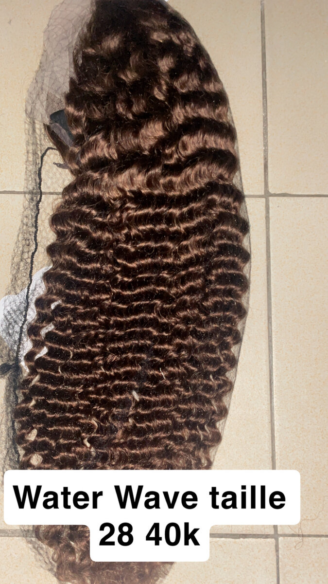 Perruque en dentelle lisse