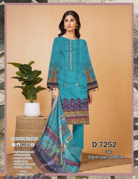Ladies suit