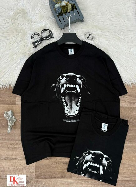 T-shirt graphique "Bite Me"