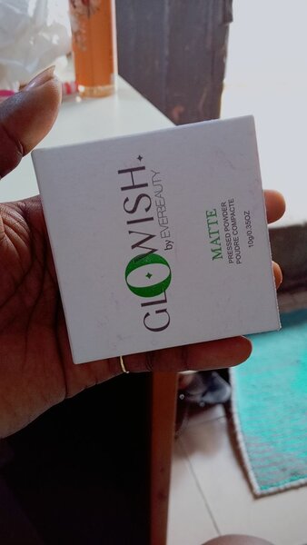 Poudre Matte Glowish by Everbeauty