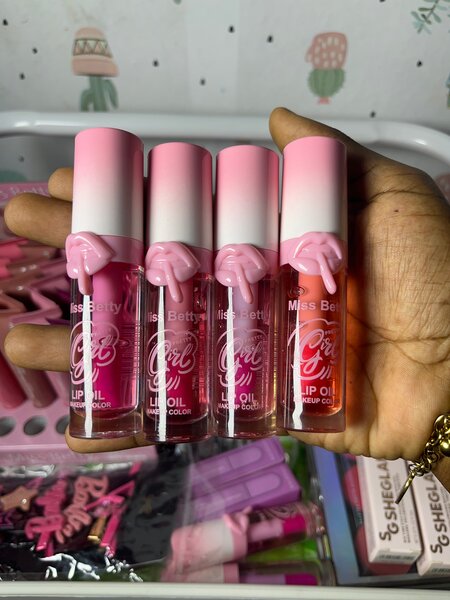 Huile à lèvres Miss Betty