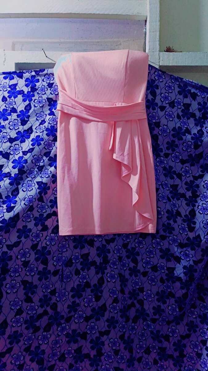 Robe bustier rose élégante