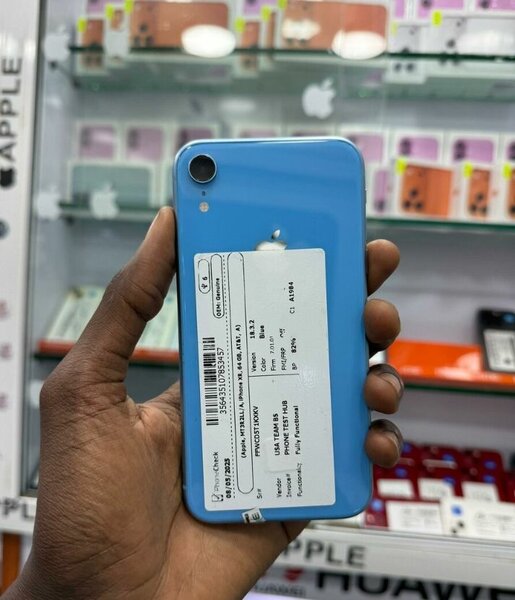 iPhone XR
