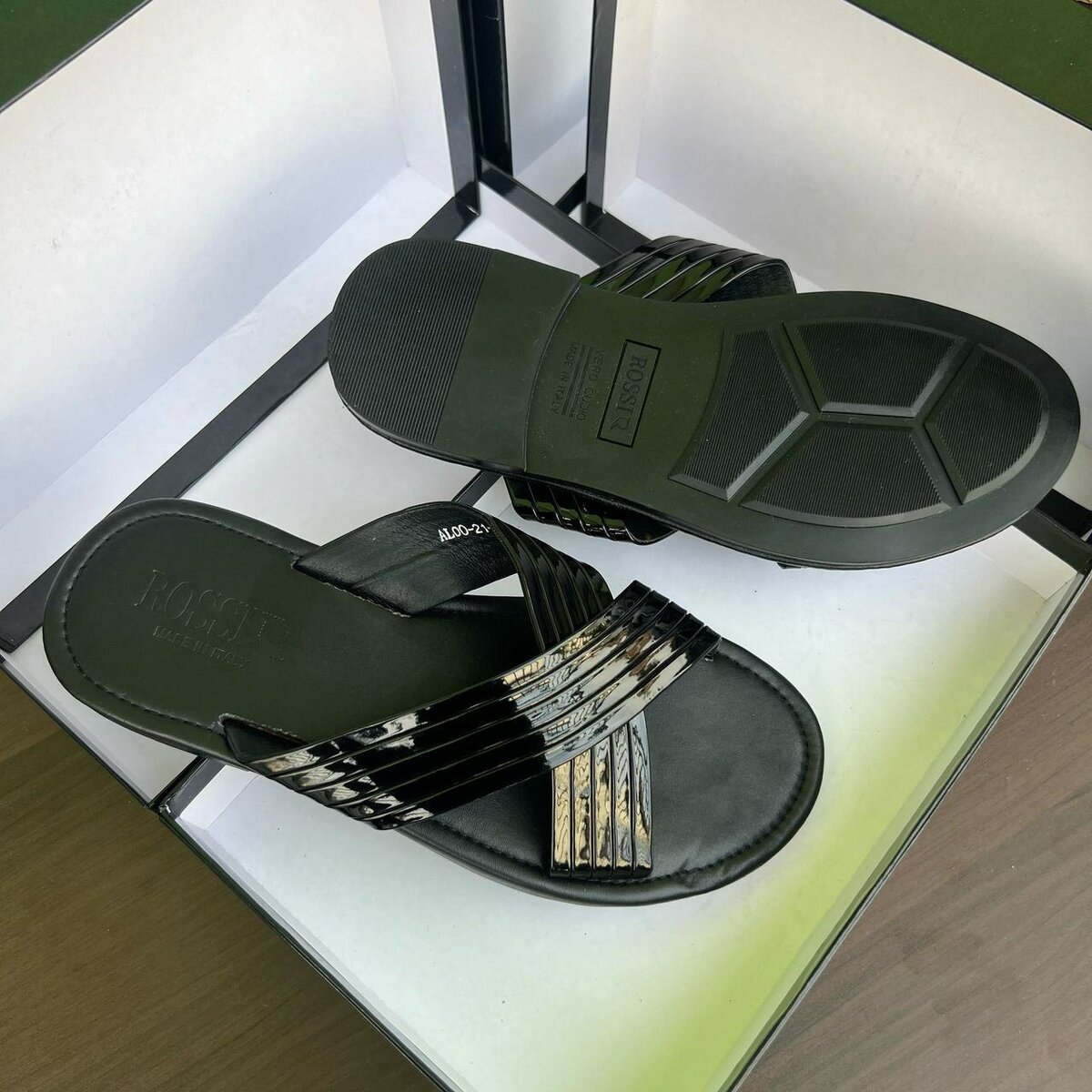 Quality men slippers