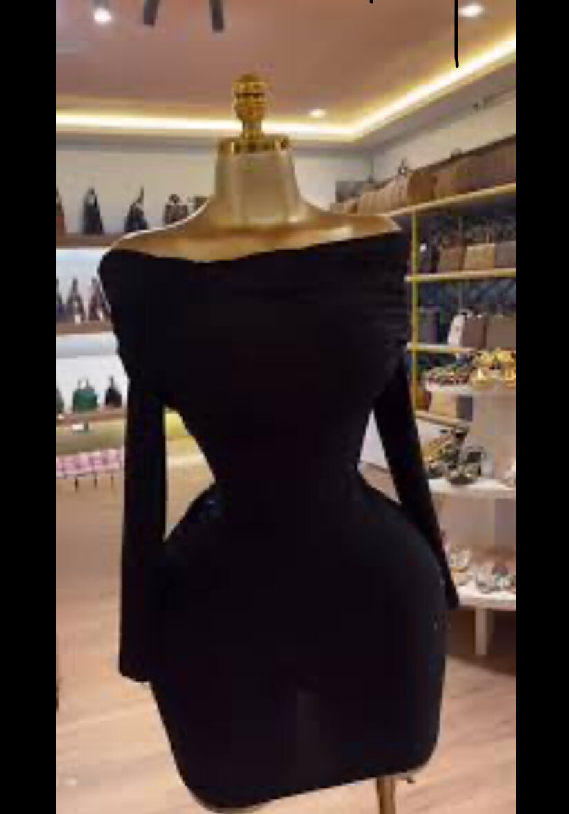 Robe noire paillettes soirée