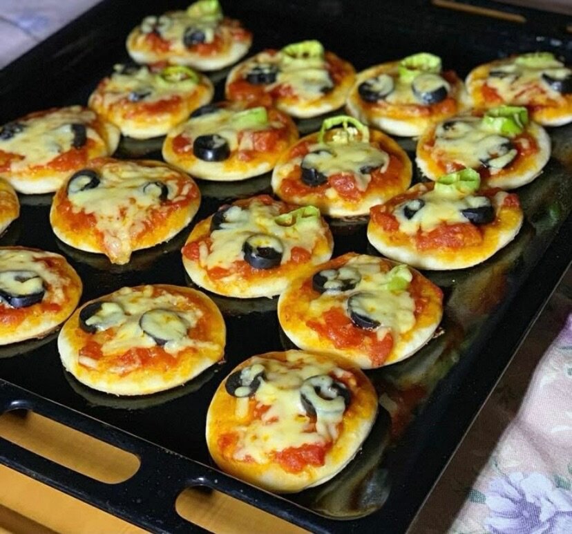 Pastel & mini pizza