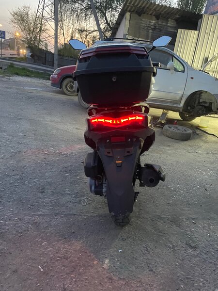 Макси скутер 2025 масло